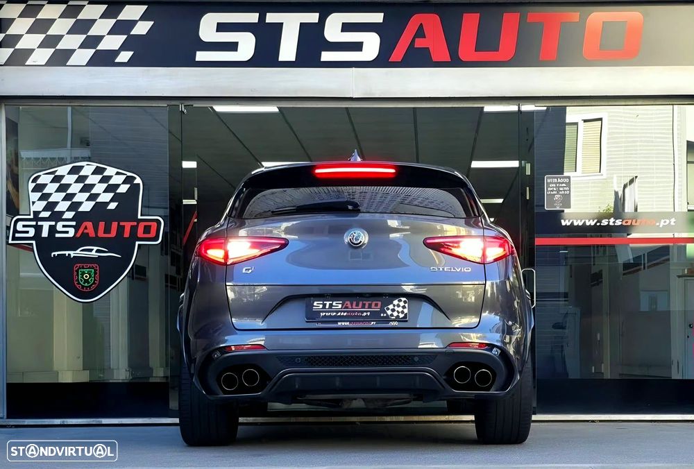Alfa Romeo Stelvio V6 2.9 Bi-Turbo AT8-Q4 Quadrifoglio - 58