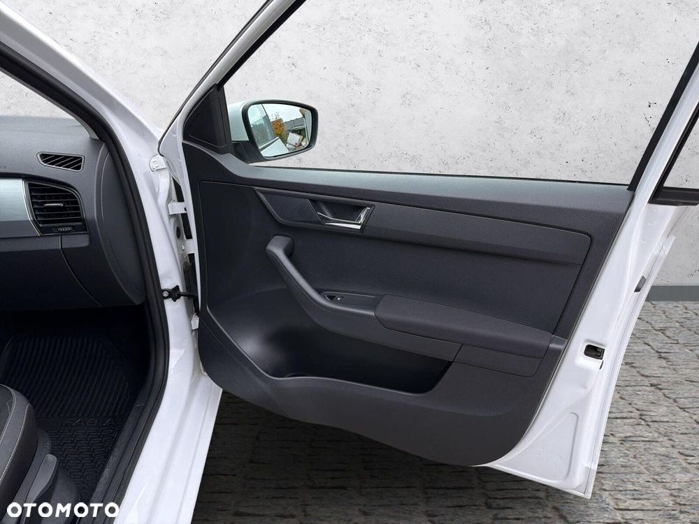 Skoda Fabia 1.0 TSI Ambition - 33