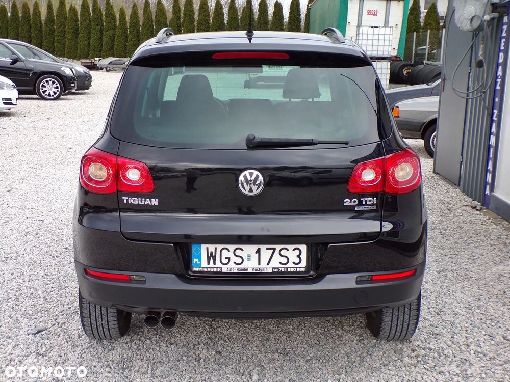 Volkswagen Tiguan - 9