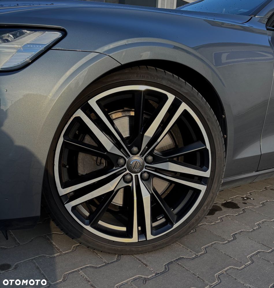 Volvo S60 T5 R-Design - 11