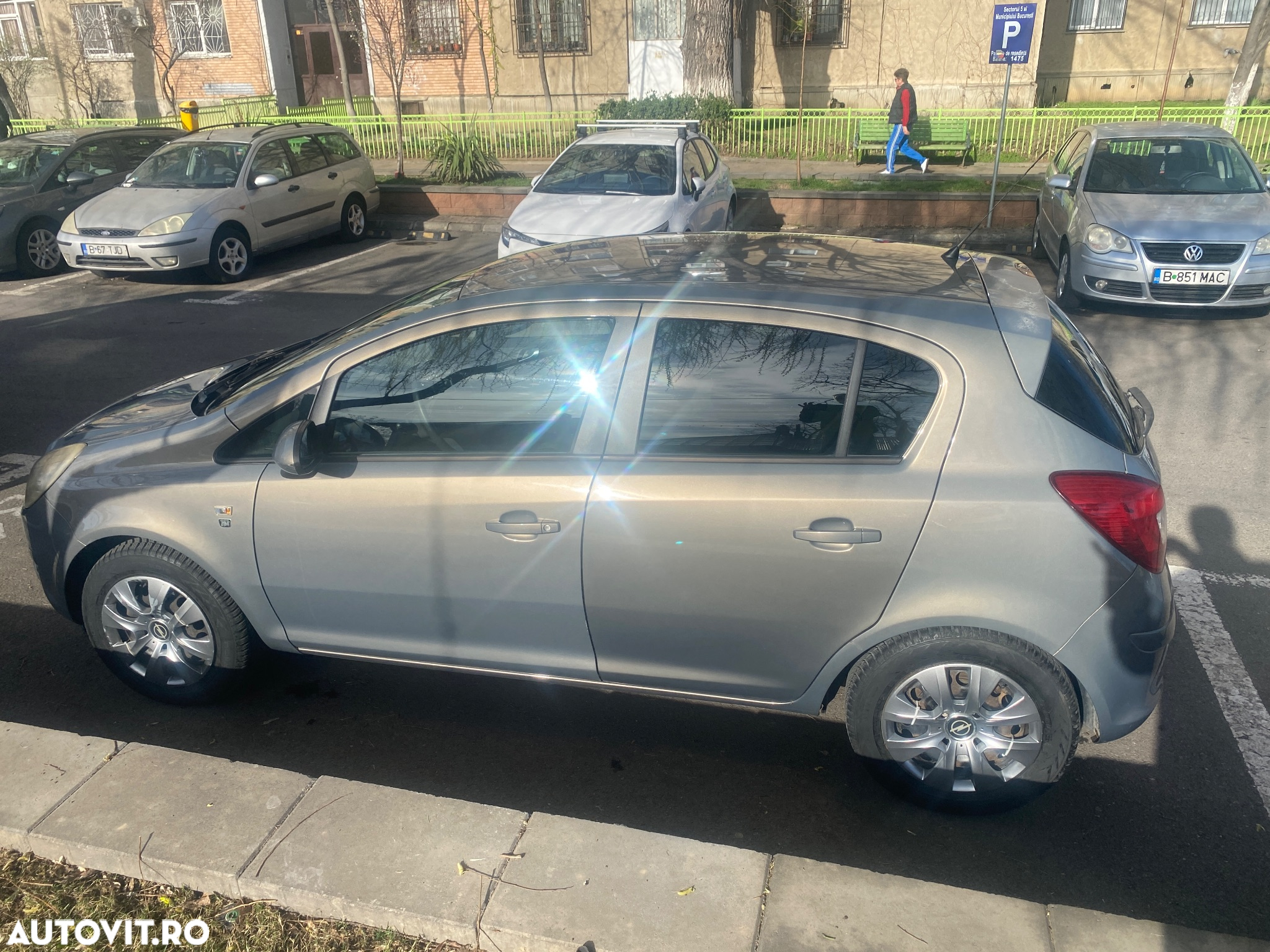 Opel Corsa 1.2 Cosmo - 2