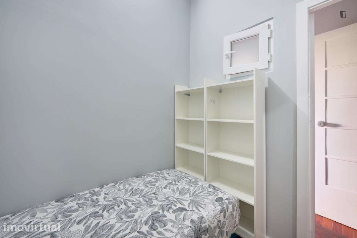 Quarto - localizado em Saldanha Lisbon - Grande imagem: 5/45