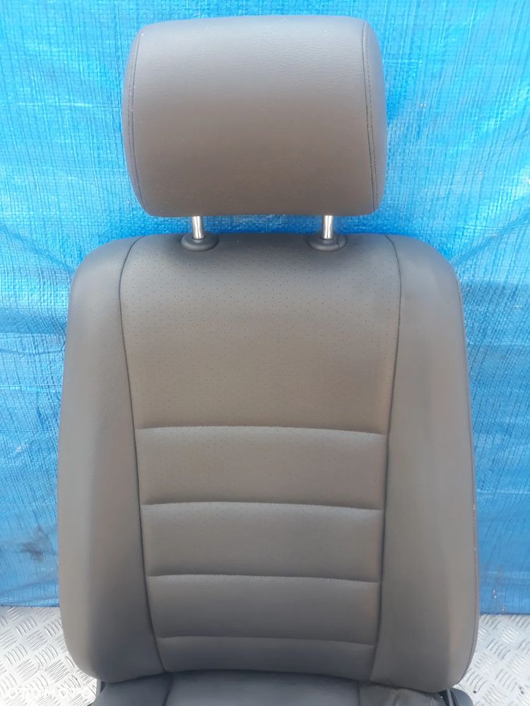 FOTEL KIEROWCY LEWY PRZÓD VOLKSWAGEN TOUAREG 7L  2006r - 2