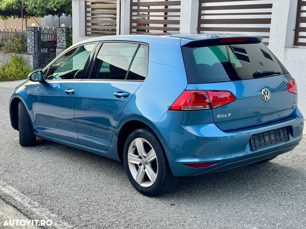 Volkswagen Golf 1.2 TSI BMT Comfortline - 3