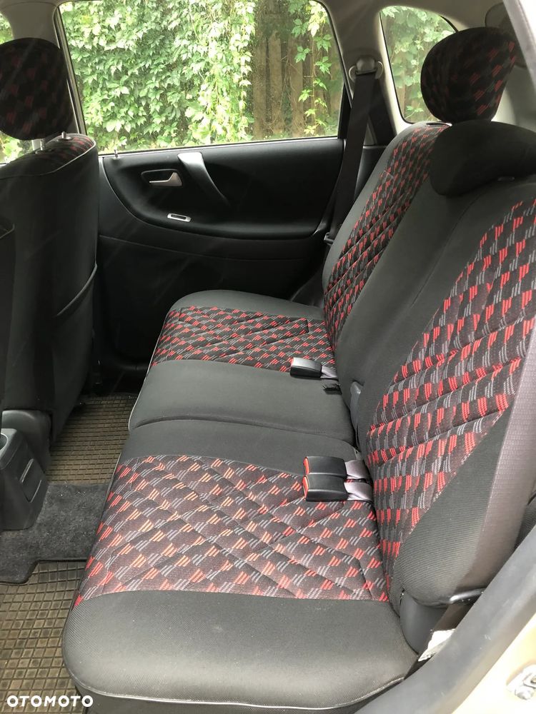 Suzuki Liana 1.6 Comfort - 8