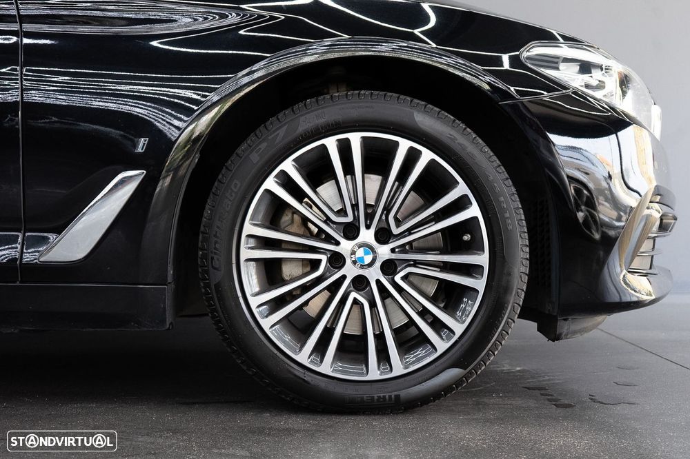 BMW 530 e iPerformance Line Sport - 12
