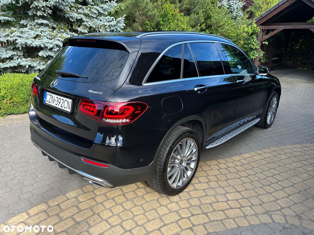 Mercedes-Benz GLC 300 de 4Matic 9G-TRONIC AMG Line Plus - 17