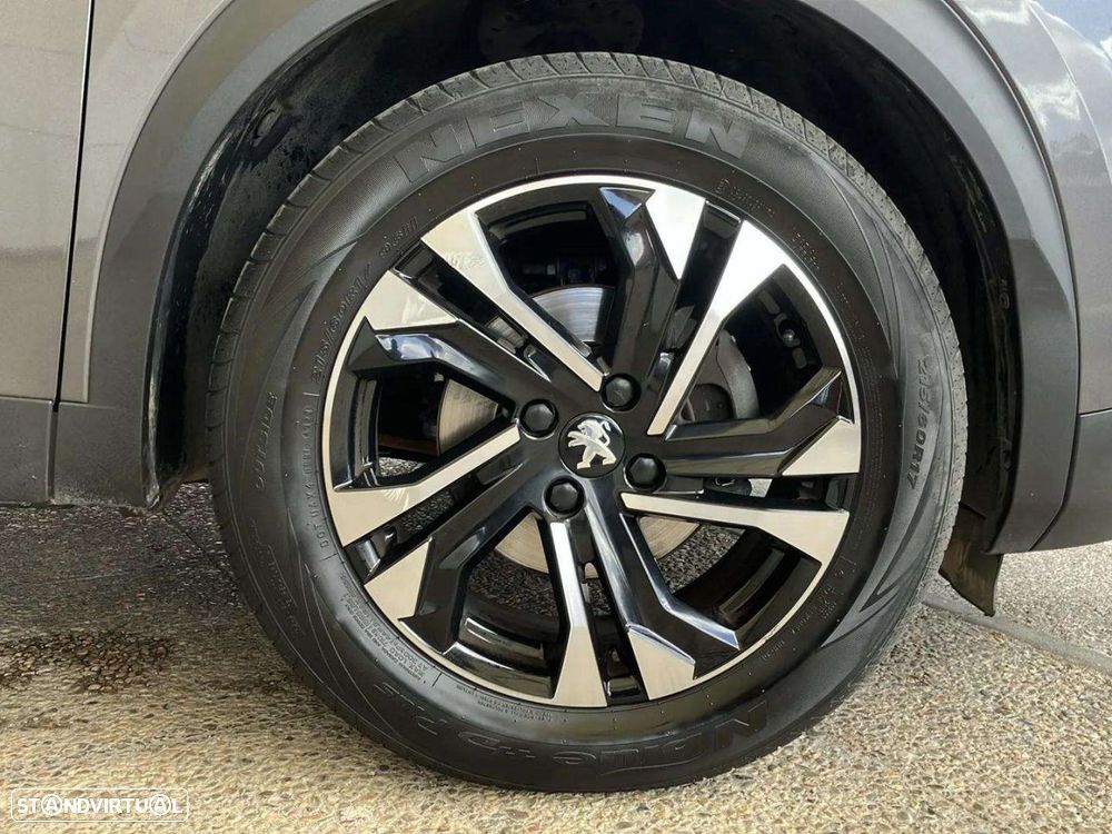 Peugeot 2008 1.2 PureTech Allure - 18