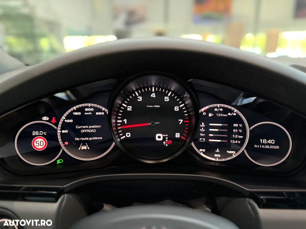 Porsche Cayenne Standard - 21