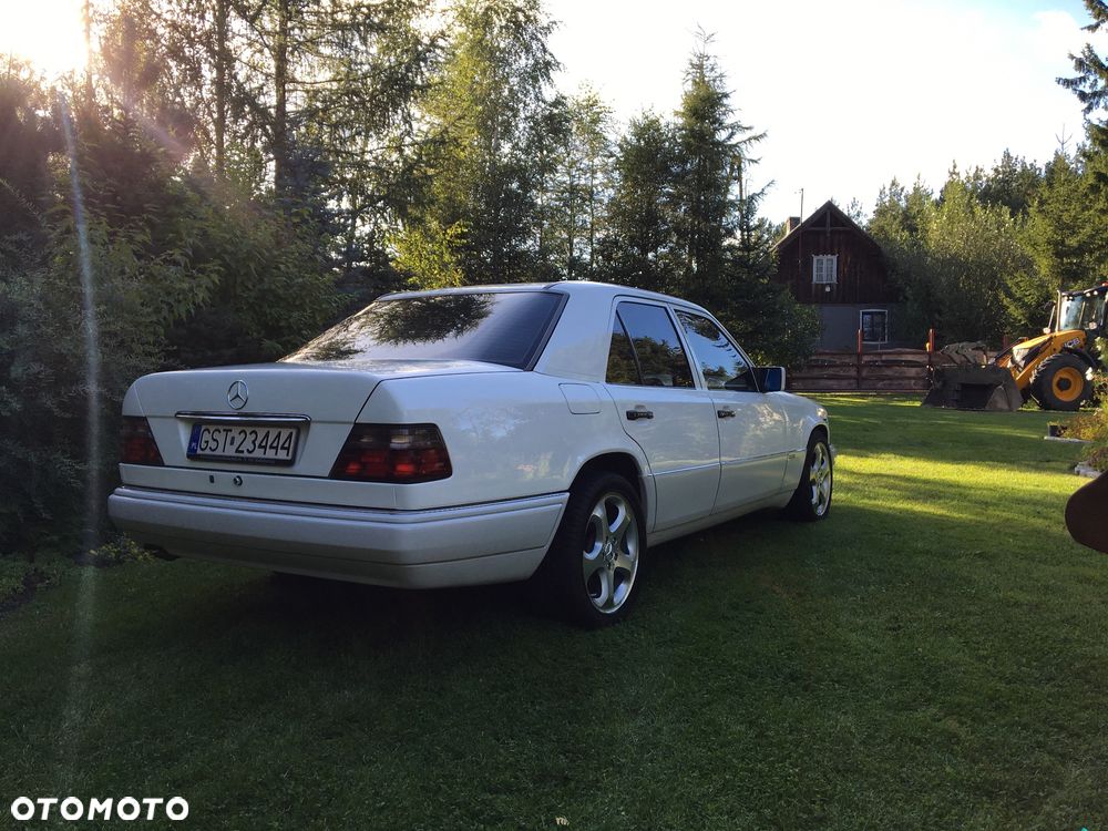 Mercedes-Benz W124 (1984-1993) - 8