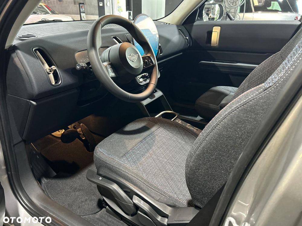 MINI Countryman C mHEV Linia Essential - 4