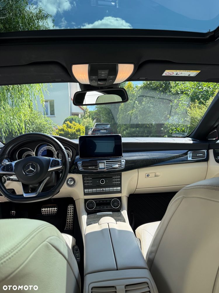 Mercedes-Benz CLS - 14