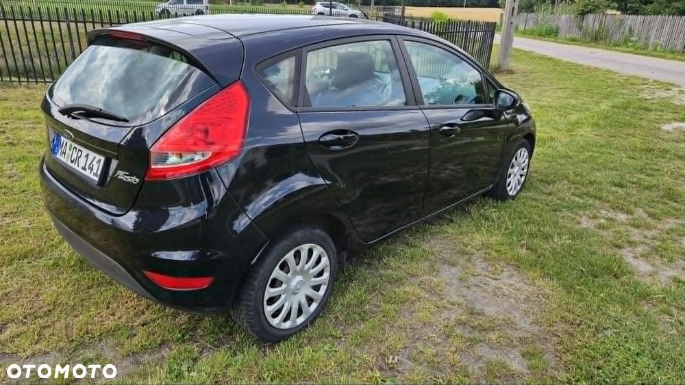 Ford Fiesta 1.6 TDCi Titanium - 8