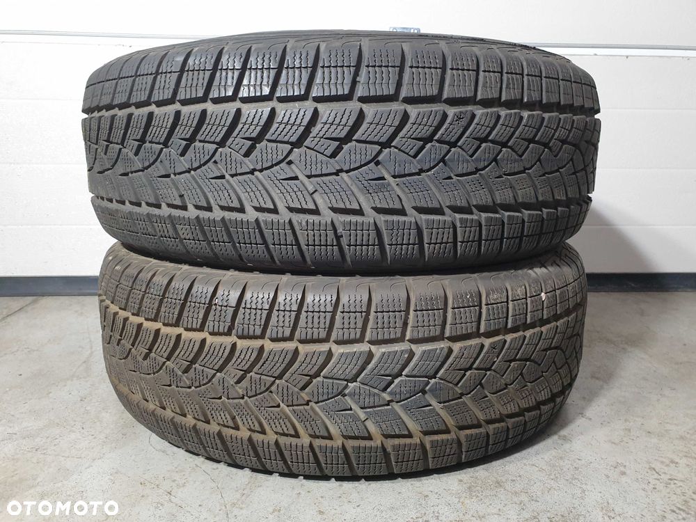 2szt. 215/60/17 96H Goodyear UG Performance + Suv 7mm 2022r [ 298 ]