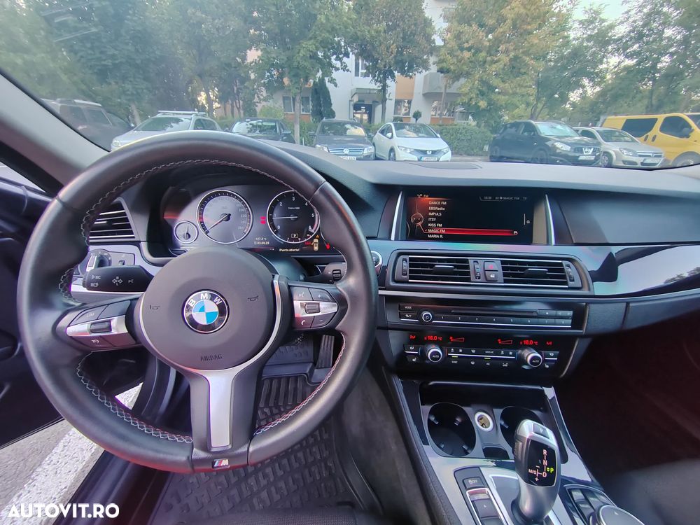 BMW Seria 5 525d Aut. - 12