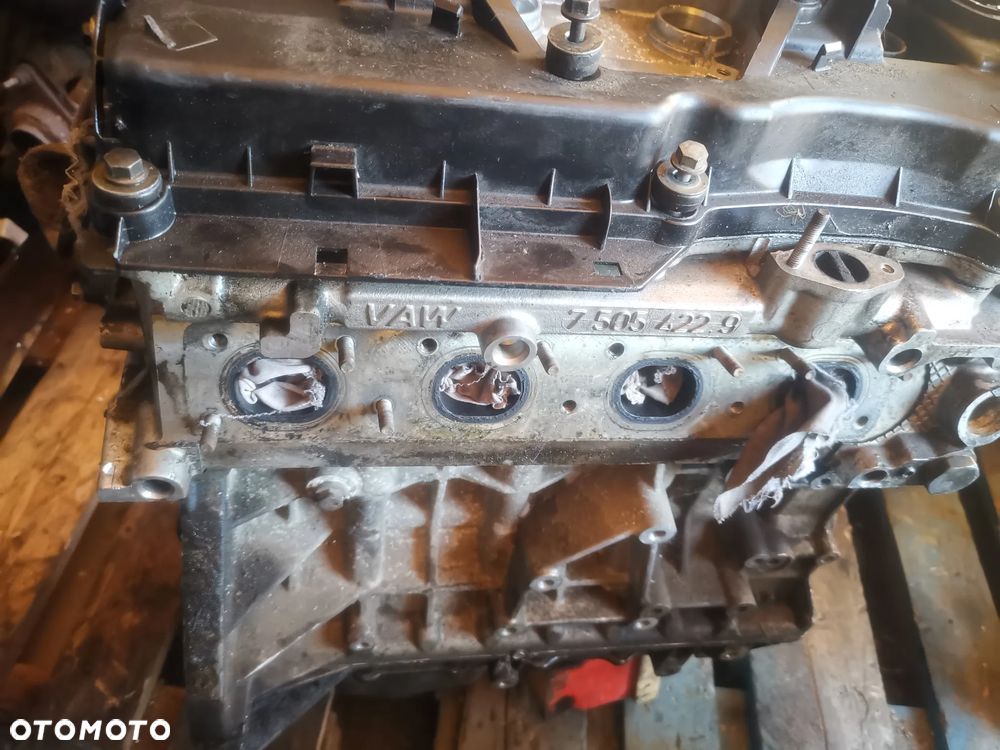 SILNIK SŁUPEK BMW E46 1.8B N42B18A - 3