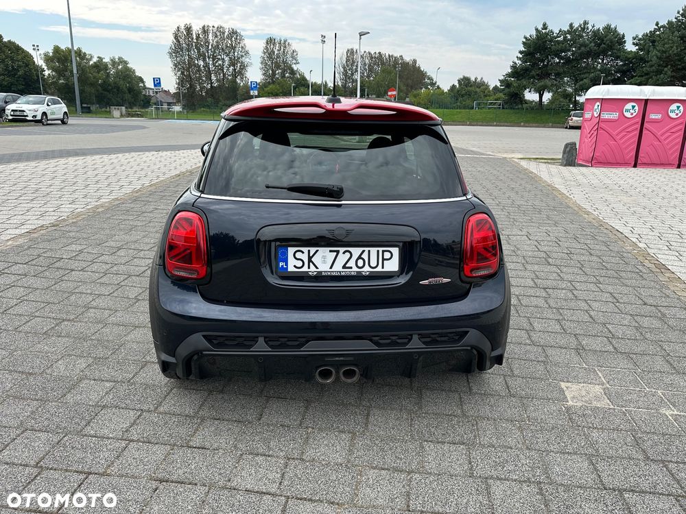 MINI John Cooper Works - 5