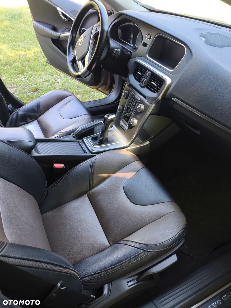 Volvo V40 Cross Country D4 Drive-E Summum - 6