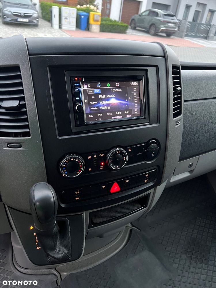Mercedes-Benz Sprinter - 17