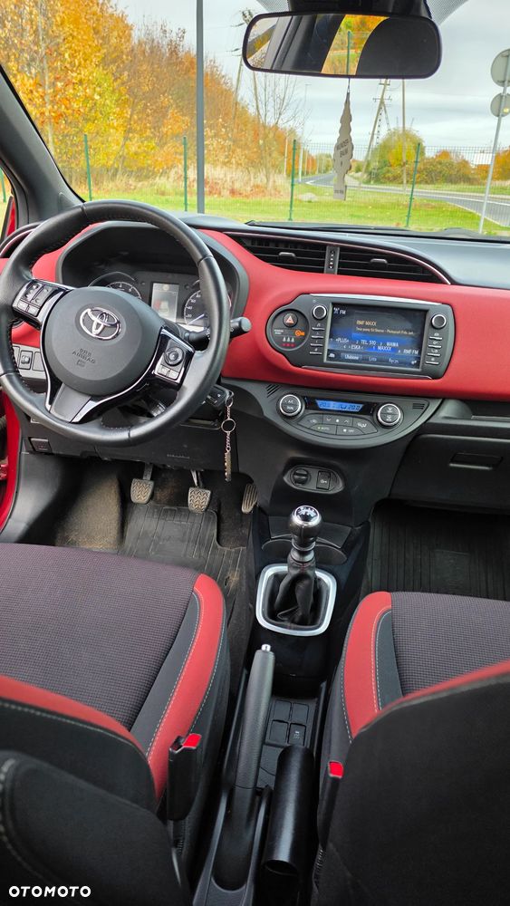 Toyota Yaris 1.5 Selection - 25