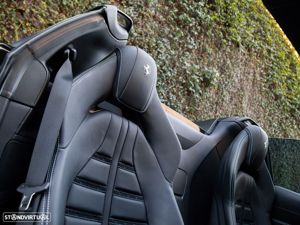 Ferrari 812 GTS Standard - 26