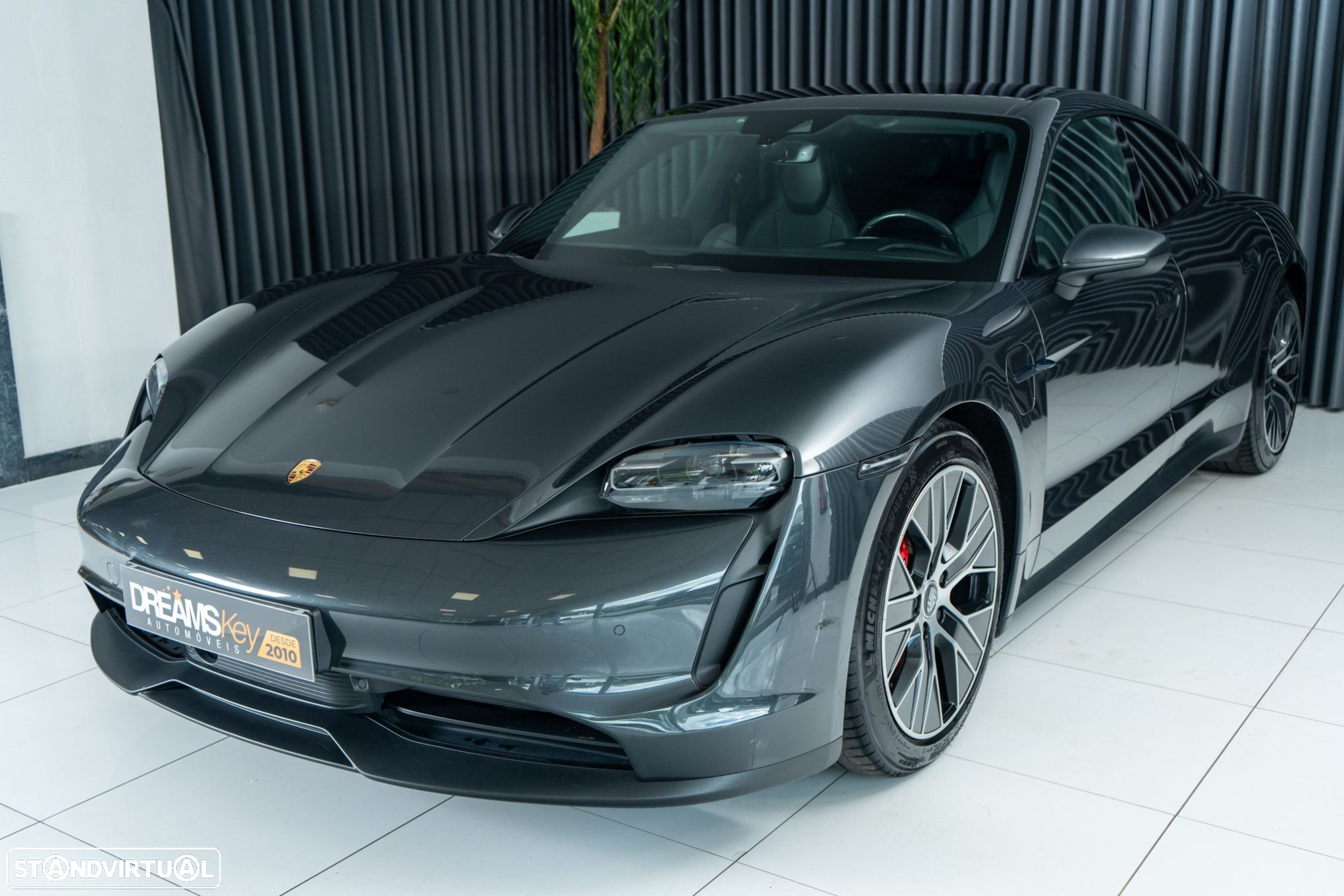 Porsche Taycan 4S - 5