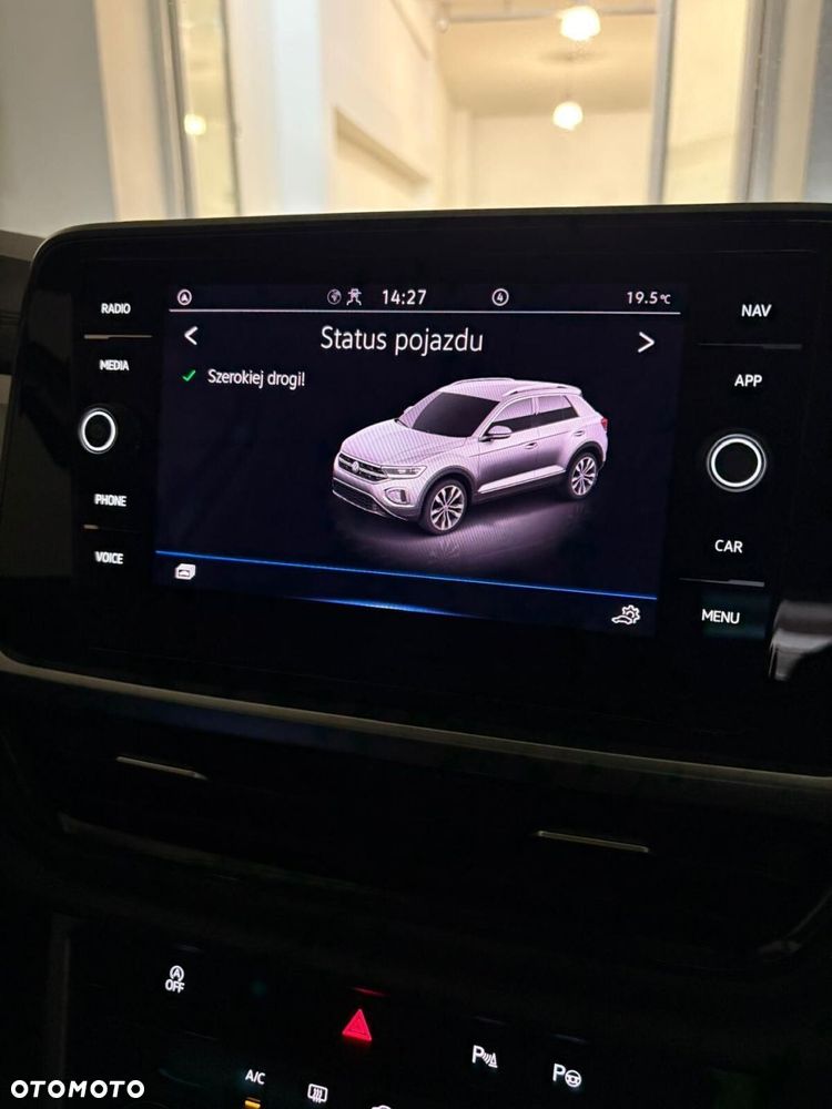 Volkswagen T-Roc - 22