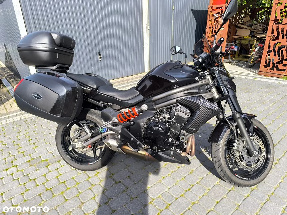 Kawasaki ER - 10