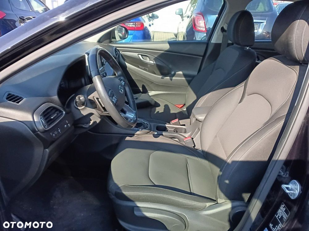Hyundai i30 - 16