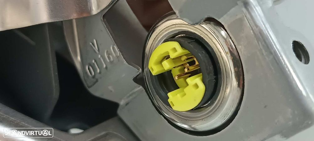 AIRBAG FRENTE INFERIOR DIREITO LEXUS IS 300H - 3