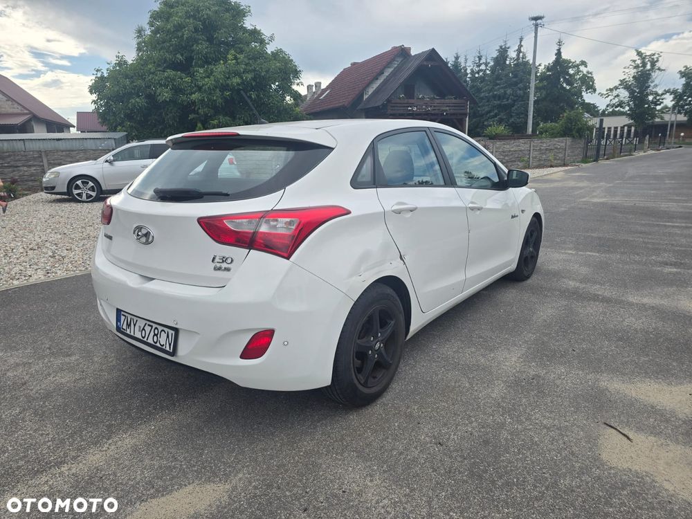 Hyundai i30 1.6 CRDi Comfort - 3