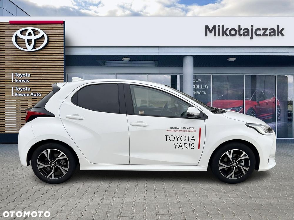 Toyota Yaris Hybrid 1.5 Style - 11