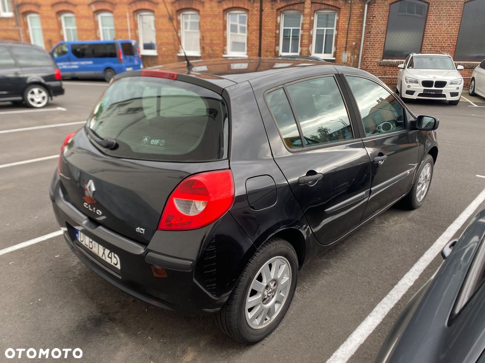 Renault Clio - 3
