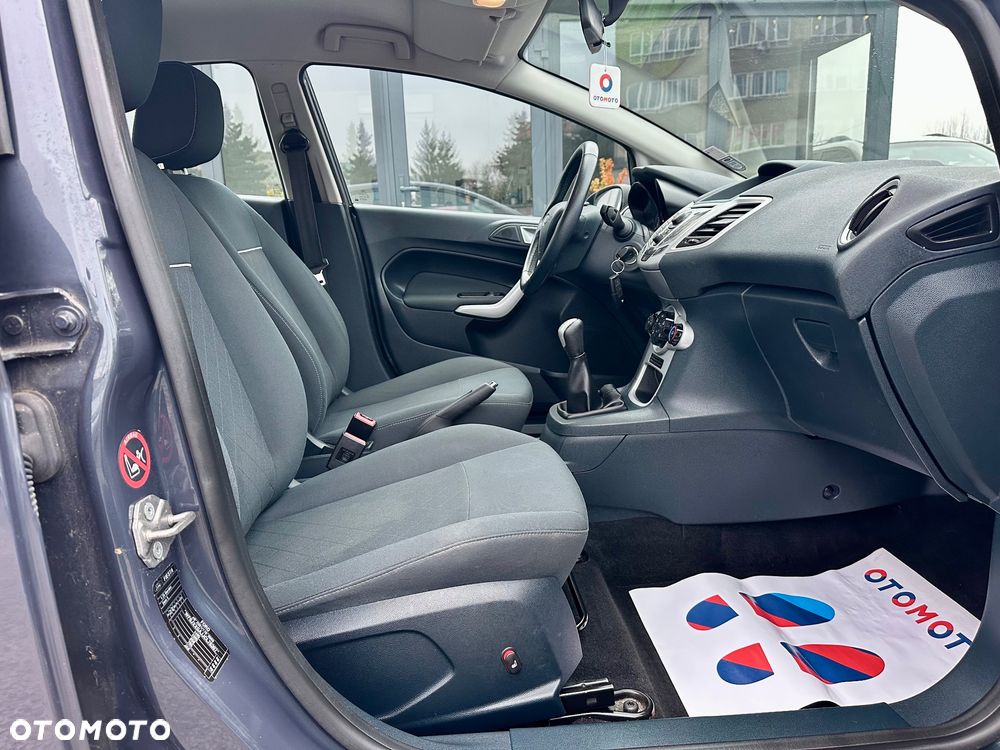 Ford Fiesta 1.25 Champions Edition - 22