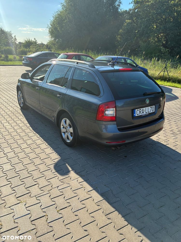 Skoda Octavia 2.0 TDI Elegance DSG - 13