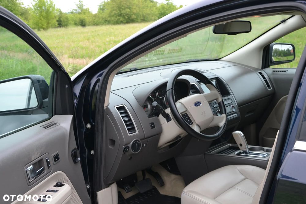 Ford Edge 3.5 SE AWD - 11