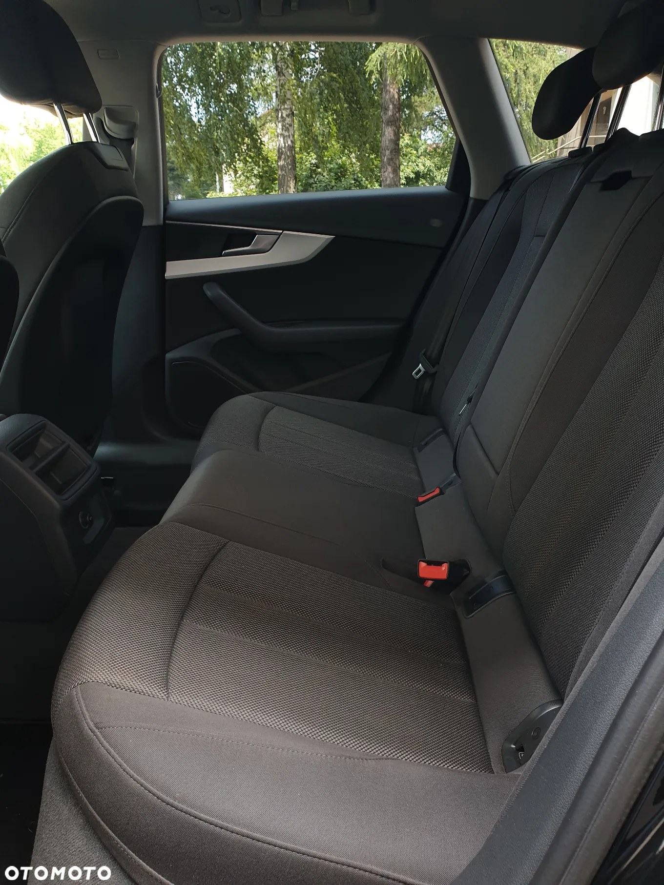 Audi A4 Avant 2.0 TDI ultra - 30