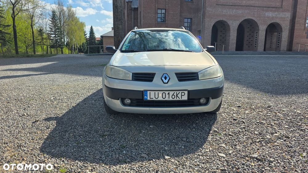 Renault Megane 1.6 Grandtour Confort Authentique - 3