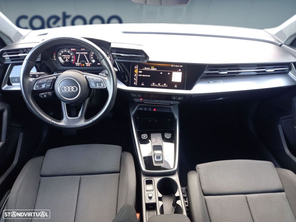 Audi A3 Limousine 30 TFSI Advanced S tronic - 4