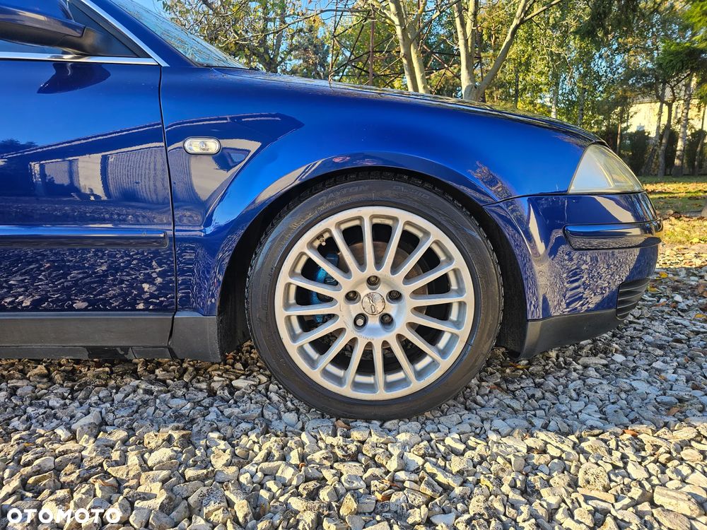 Volkswagen Passat 1.9 TDI Comfortline - 14