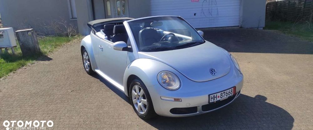Volkswagen New Beetle - 1