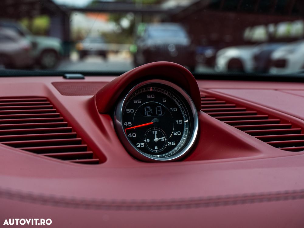 Porsche 911 - 33