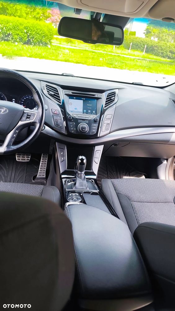 Hyundai i40 Kombi 1.7 CRDi DCT Premium - 9