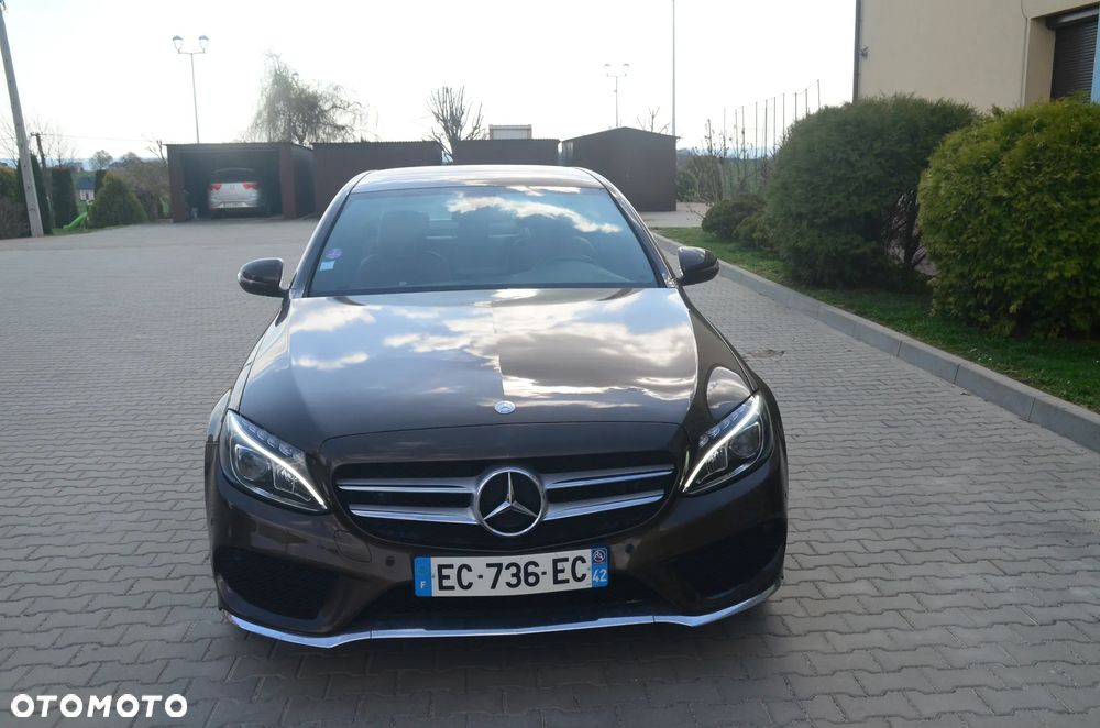 Mercedes-Benz Klasa C 200 4Matic 7G-TRONIC AMG Line - 2