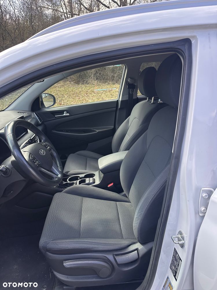 Hyundai Tucson - 19