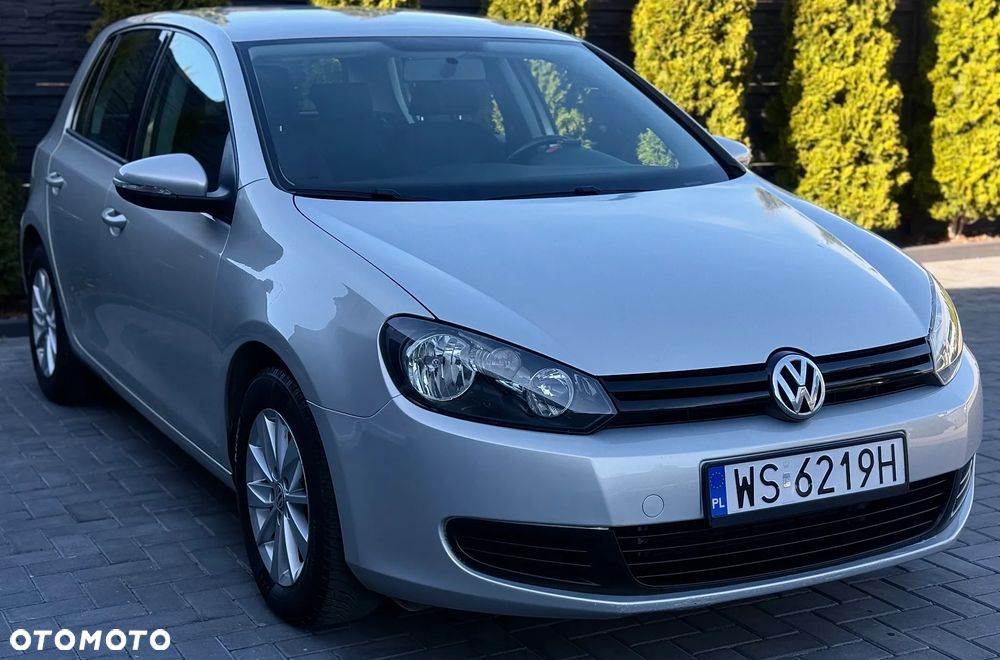 Volkswagen Golf - 2