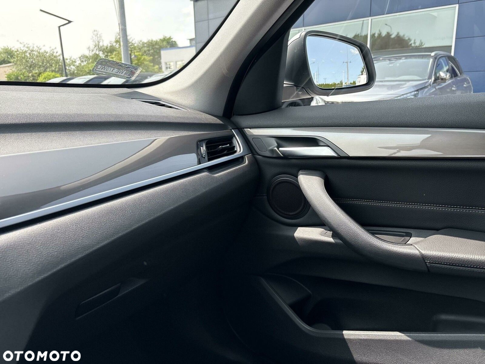 BMW X1 sDrive18i xLine - 12