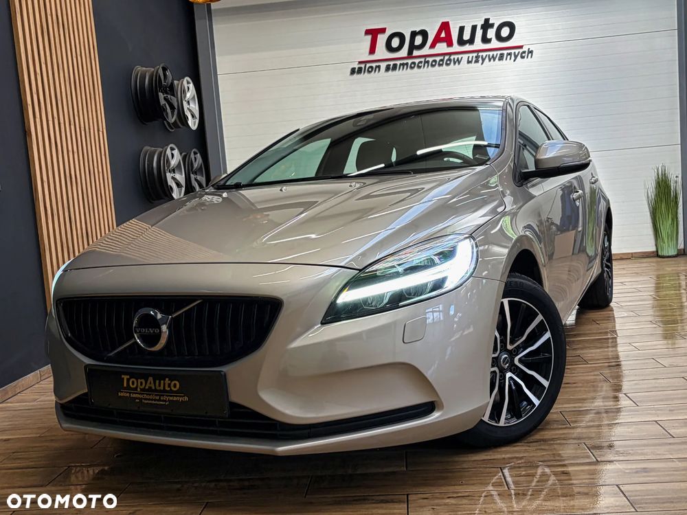 Volvo V40 D4 Geartronic Momentum - 1