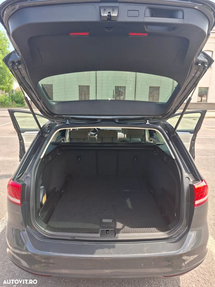 Volkswagen Passat 2.0 TDI SCR DSG Comfortline - 6