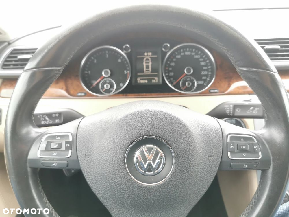 Volkswagen CC 2.0 TDI DPF BMT - 37